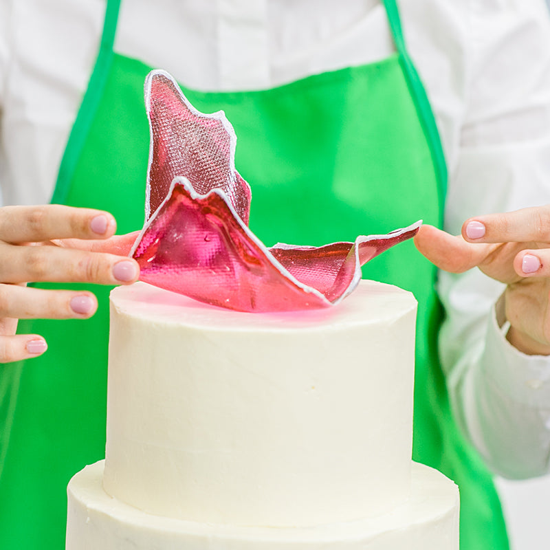 Fault line cake with isomalt cake topper | Cake, Cake toppers, Isomalt