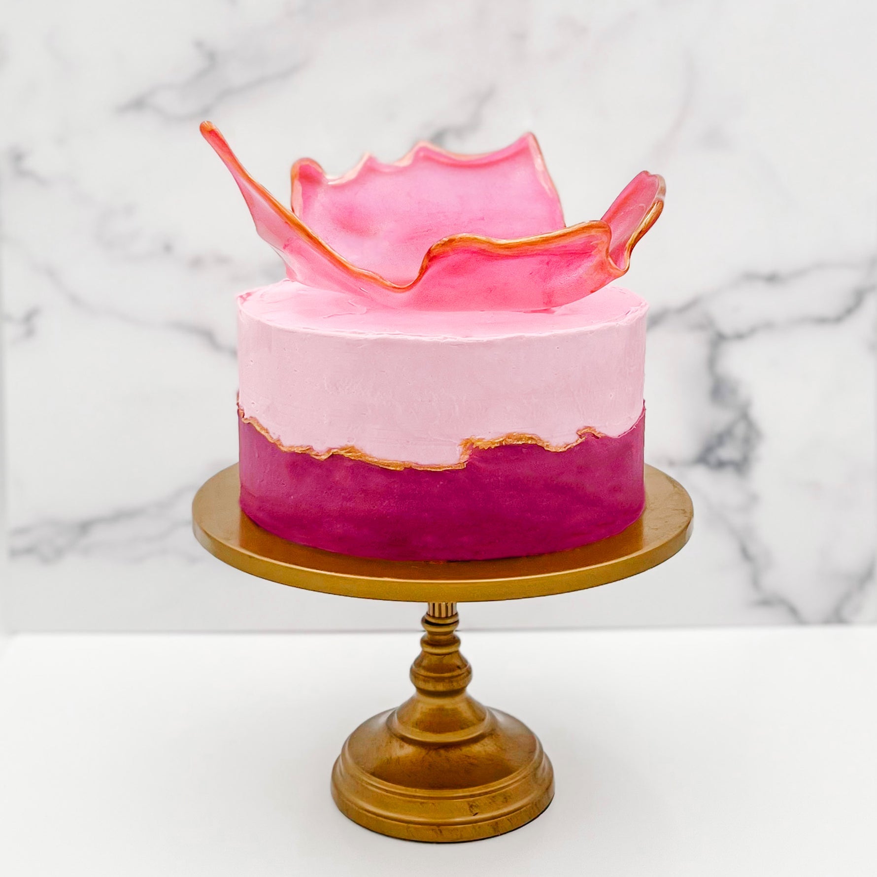 Pearly Isomalt Cake at CakePlaza, Online Delivery within 3Hrs